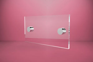 Tabliczka dystansowa z plexi (PMMA) 21×10 cm, na 2 złączkach dystansowych